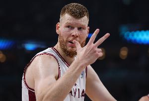 為國征戰(zhàn)15年！前NBA球員貝爾坦斯宣布從拉脫維亞國家隊退役
