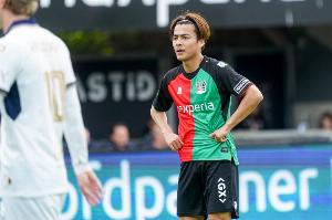 奈梅亨主帥：佐野航大因為即將轉會而不想上場，這違反了約定