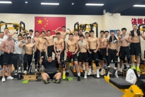 滿屏都是腹肌與胸肌！天津男籃封閉集訓(xùn)成果展示